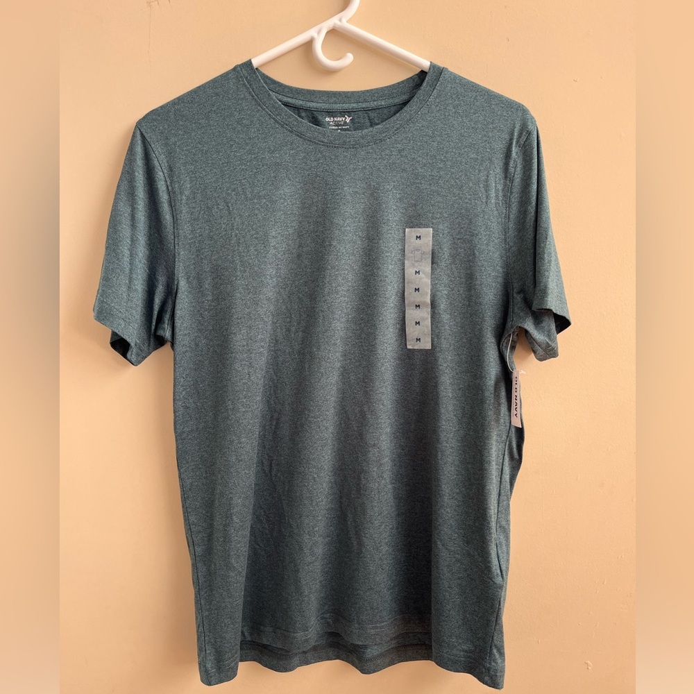 Old Navy Active Men's Medium Green Tee - New With Tags